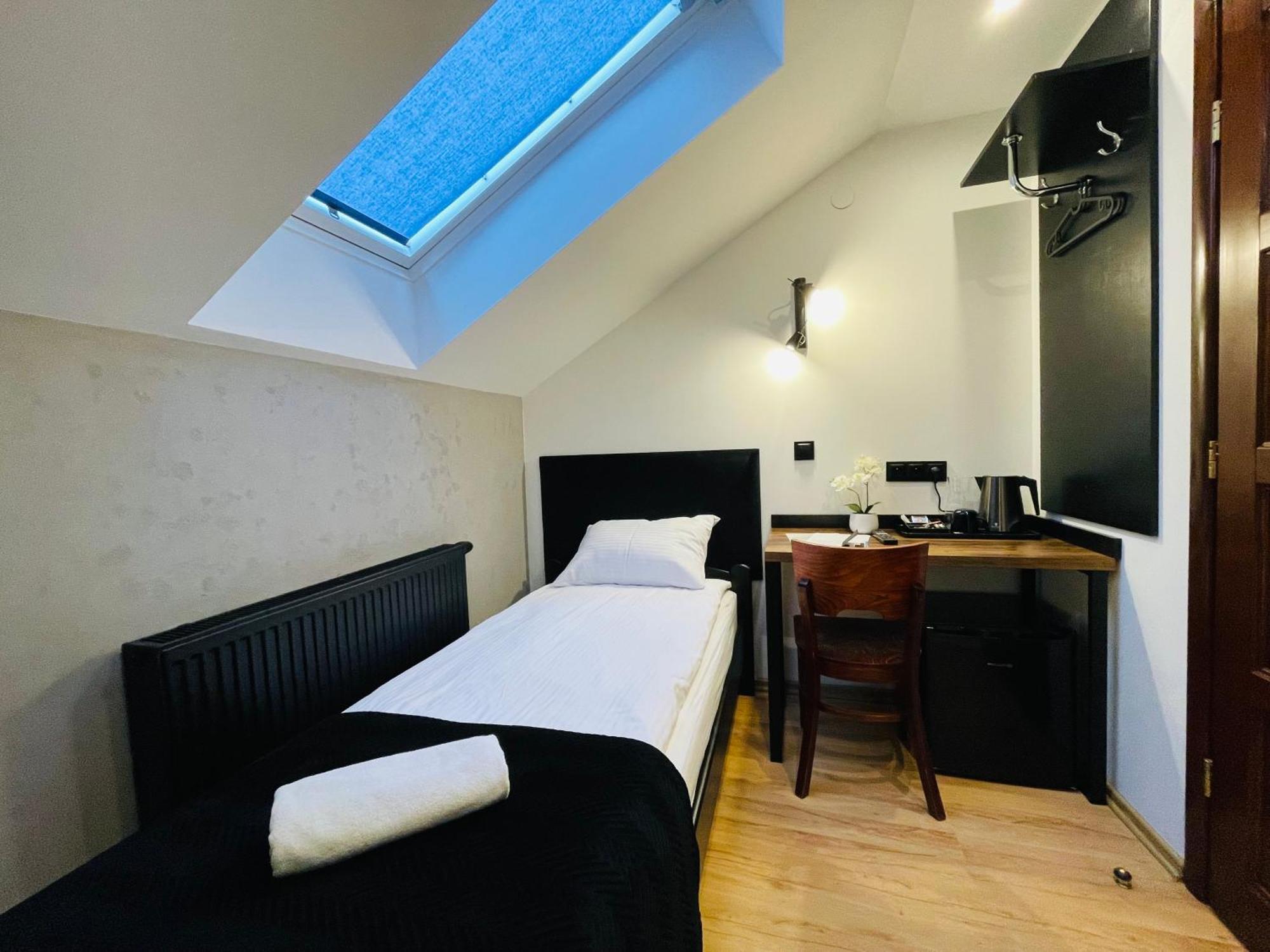 Hotel Millennium Przasnysz Εξωτερικό φωτογραφία